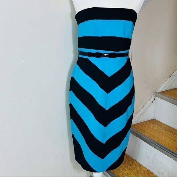 NUE DRESS - Picture 1 of 9